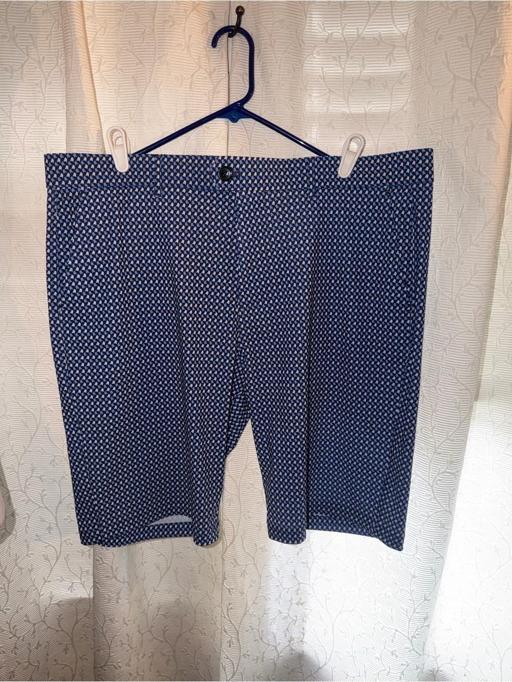 Greyson golf shorts